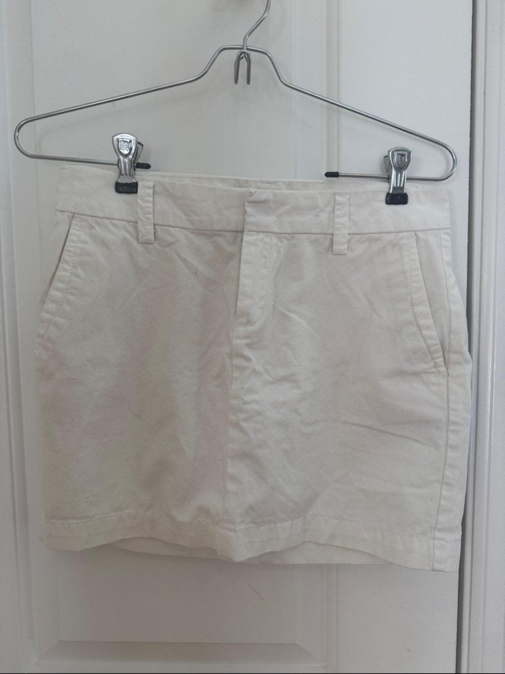 Gap skirt size 1